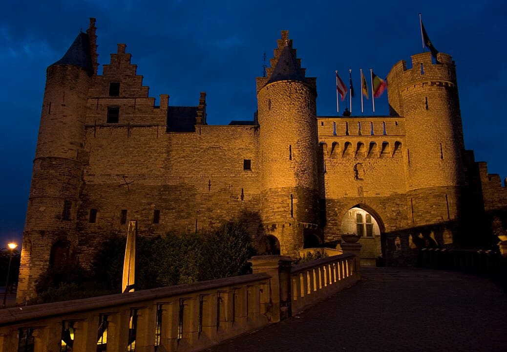Castillo de Steen vista nocturna